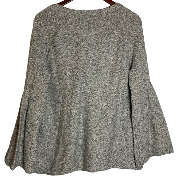 Two by Vince Camuto V Neck Long Raglan Bell Sleeve Knit Sweater Heather Gray XL - Picture 2 of 16